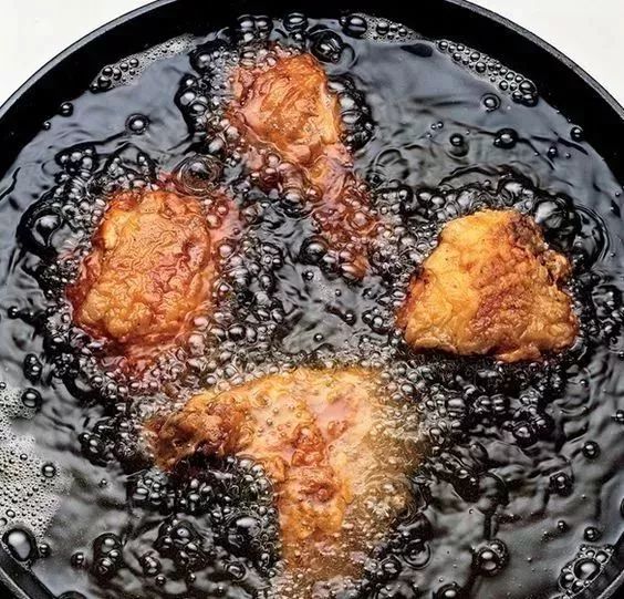 用什么洗碗既去油又无残留,洗碗不管多油多脏教你一招