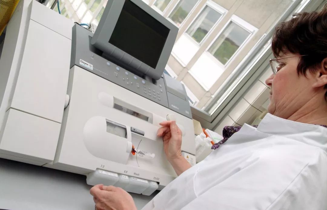 影响动脉血气分析结果因素有哪些,影响化验结果的八种因素