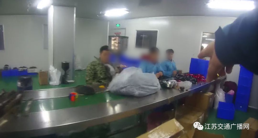 警方查出来的假货弄哪里去了,大家觉得哪些假货要抓