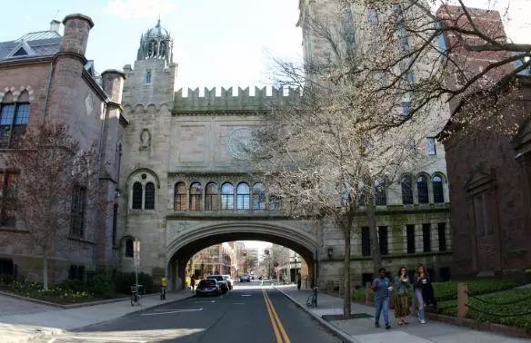 耶鲁大学揭露残酷真相,耶鲁大学事件