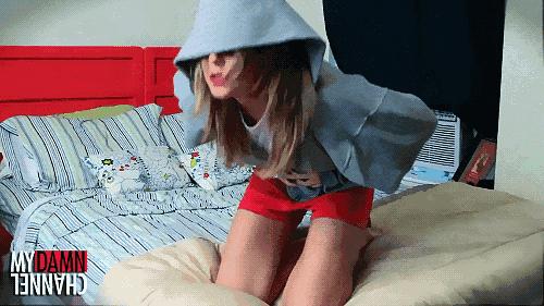 意大利女生撩人秘诀！每天1滴斩男香，能提升你70%销魂度