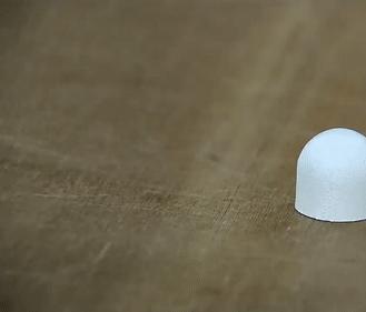 羽毛球是用什么毛来做的,羽毛球一般是什么羽毛做的