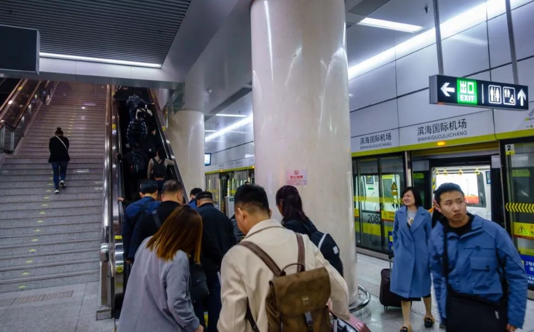 去天津坐飞机方便吗,聪明的人坐高铁