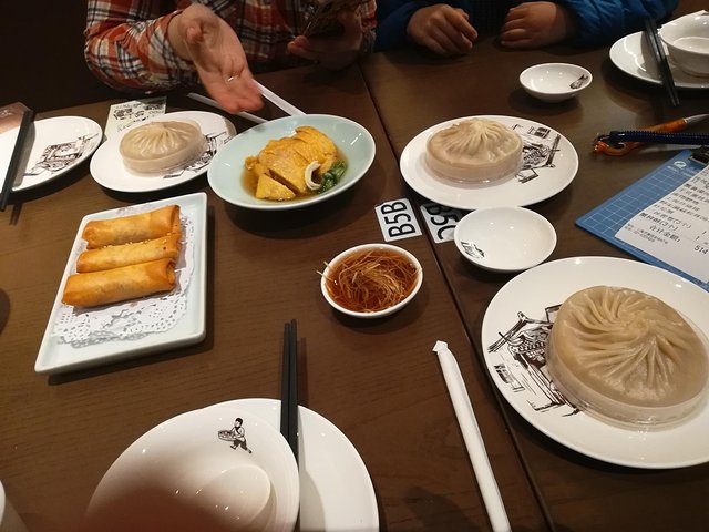 缓慢游玩迪士尼,慢慢悠悠的游玩