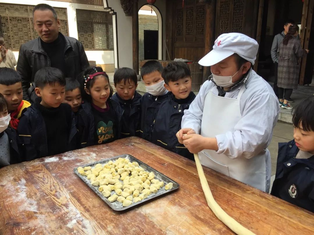 放飞孩子的梦想,放飞孩子的梦想就像放风筝一样