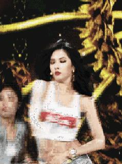 泫雅衣着,泫雅衣服怎么搭配