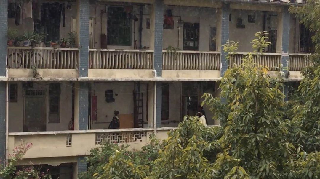 网红微商卖假货,网红卖假产品骗局粉丝几百万