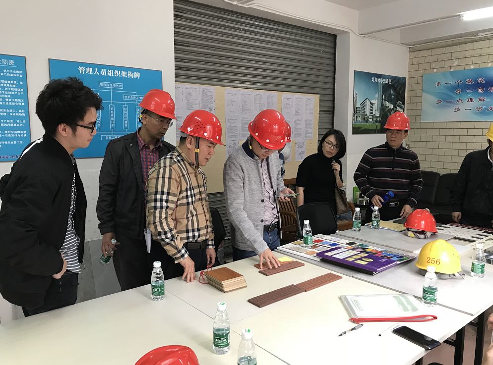 灯湖六小办学特色,灯湖小学和灯湖六小哪个好