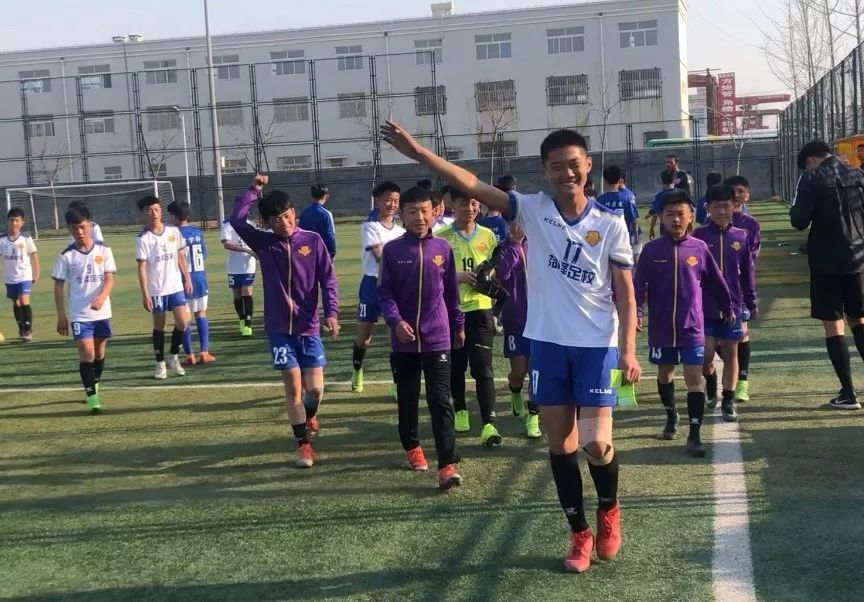 觉醒中的睡狮,中国青超赛场睡狮