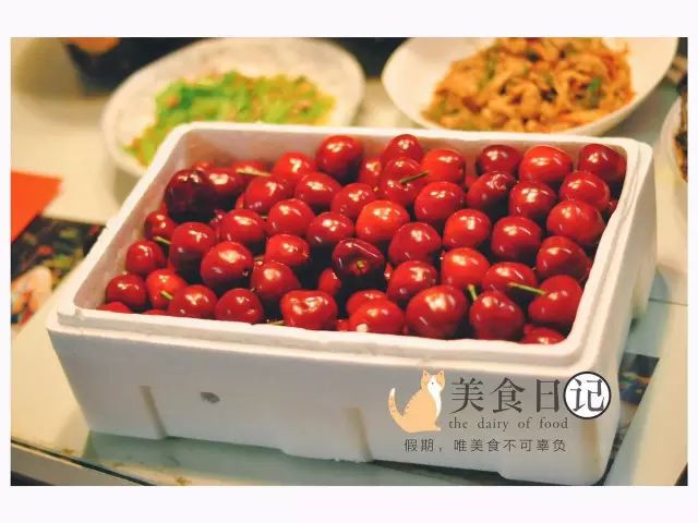 前国门安琦家的樱桃又来啦！为了孩子，他用守护球门的双手，种出了汁多甘甜的超好吃樱桃