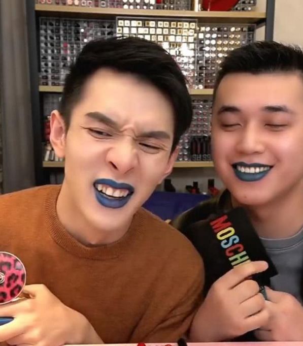 鐩存挱鎵撹触浼犵粺鐢靛晢,鐩存挱鎵撹触鐢靛晢