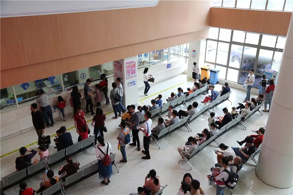 宝宝呕吐腹泻的最快解决办法,儿童病毒感染呕吐腹泻怎么办