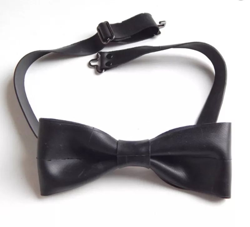 入门骑行一定要买的10件装备,公路骑行装备服装推荐