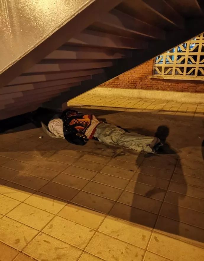 天虽寒冷心却温暖,天虽冷心却暖