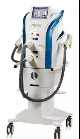 发了一张自拍给男朋友,给相亲对象发照片要不要开美颜