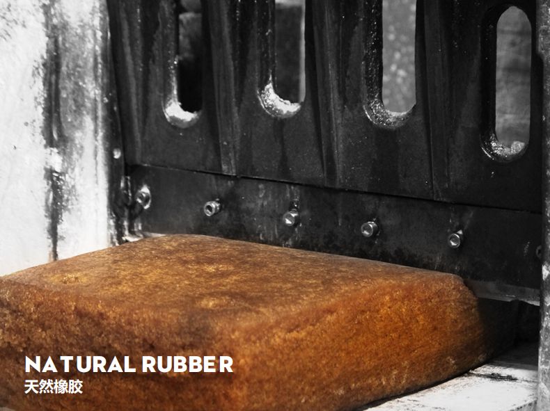 给孩子选雨衣有什么要求,雨衣雨鞋给孩子备好