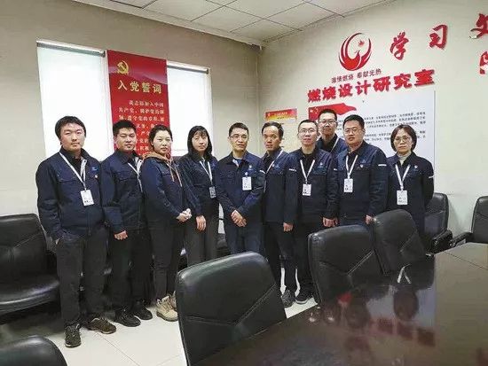 青分享|一条微博热评引发的思考，网友：“这才是新青年”