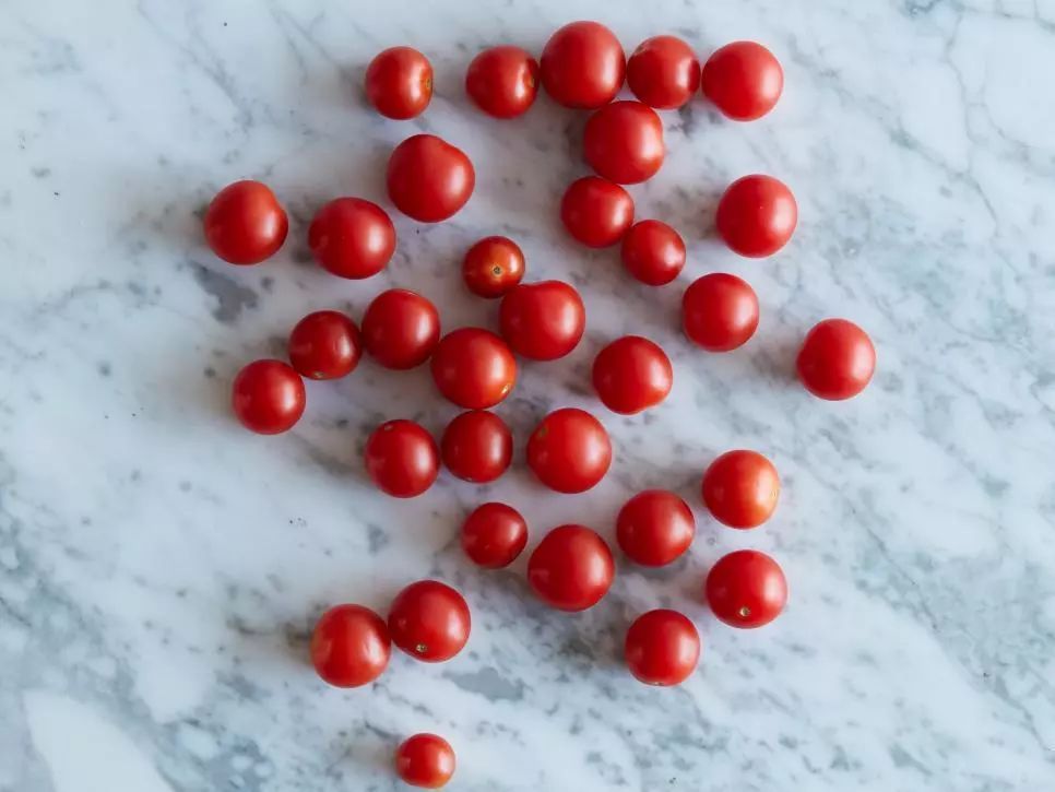 哺乳妈妈吃得甜会导致宝宝胖吗,哺乳期妈妈容易饿吃什么不胖