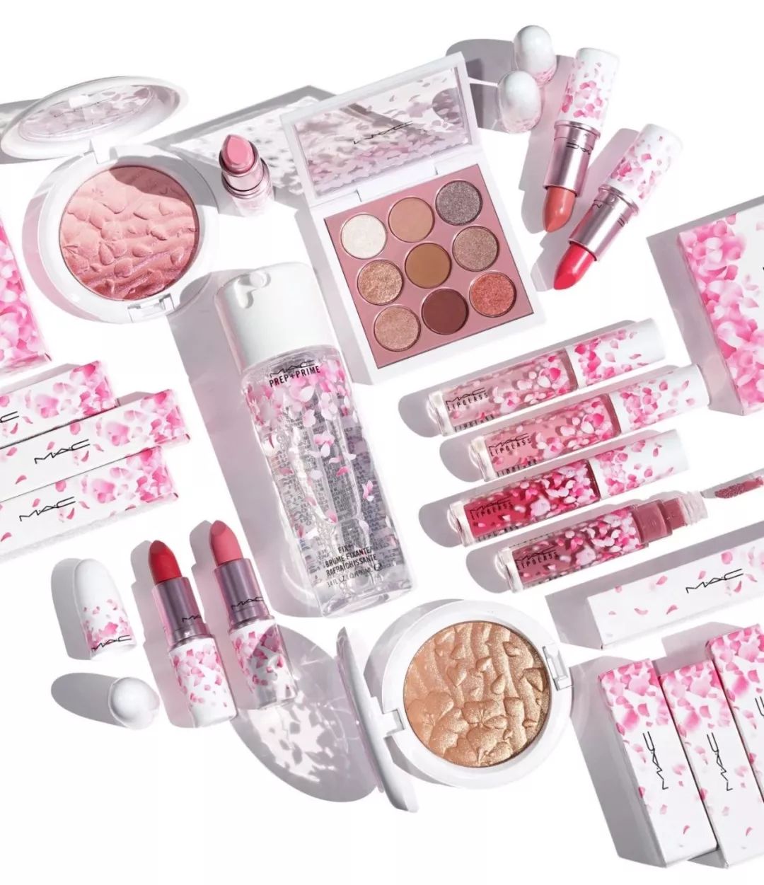 10分钟告诉你哪些春季彩妆能让你美出花花花花