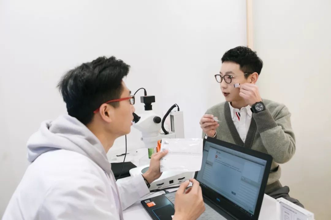 灏忚寕鑲岃瘖瀹よˉ姘村悧,灏忚寕鑲岃瘖瀹ゅ埌搴曟湁澶氬己