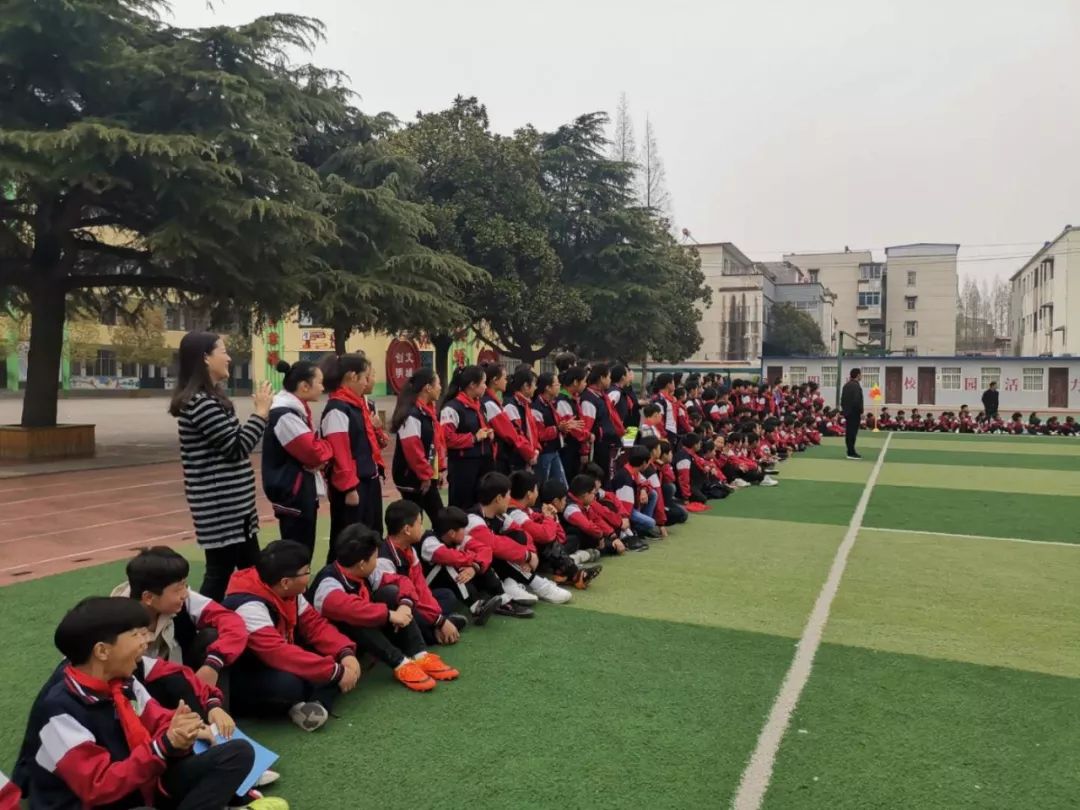 团结、紧张、更快、更强!这是哪的球赛真激烈