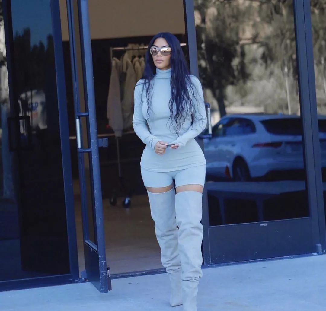 你以为卡戴珊才能驾驭的五分裤，泫雅告诉你：买它！