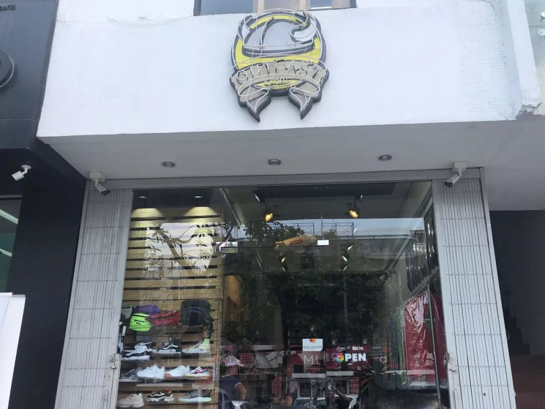 泰国最大球鞋店,泰国曼谷球鞋实体店