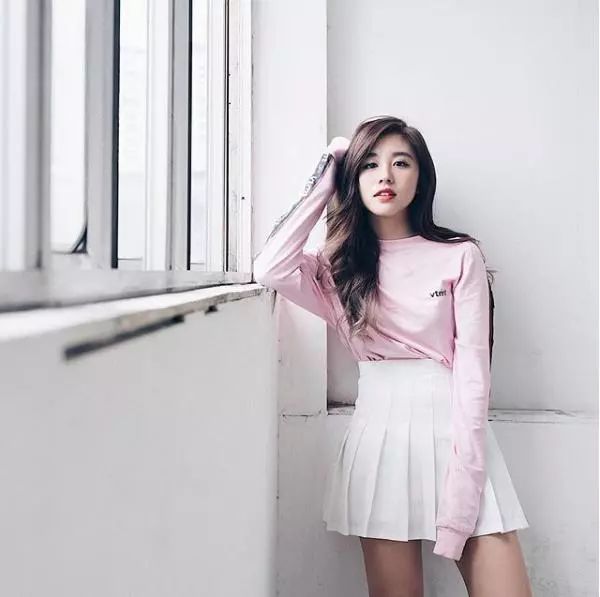 拍出大长腿怎么操作,拍出逆天长腿照只需一点点小技巧