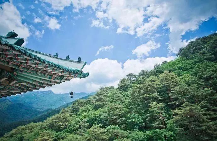 能坐火车出国去哪些国家旅游,出国坐火车必去的五个地方