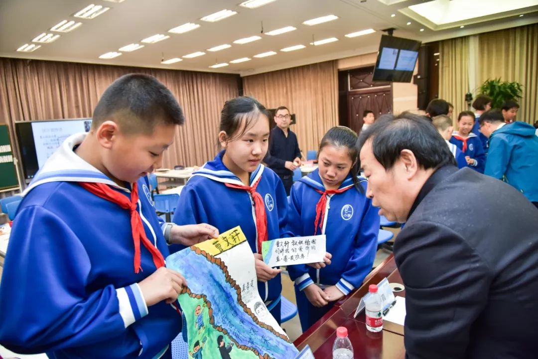小学里的“大空间”，让课程成为孩子们童年的“甲板”