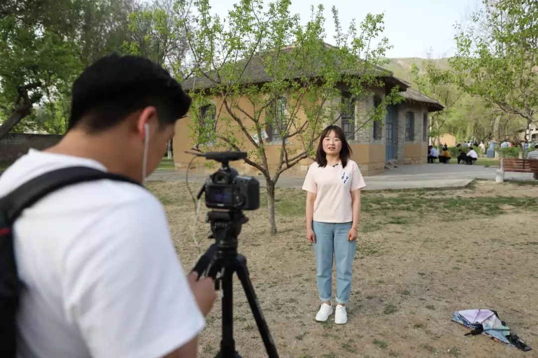 闄曡タ瀛︿範杩藉绾㈣壊瓒宠抗绯诲垪娲诲姩,鎺㈢储姹傜煡涔嬫梾瀵昏绾㈣壊瓒宠抗