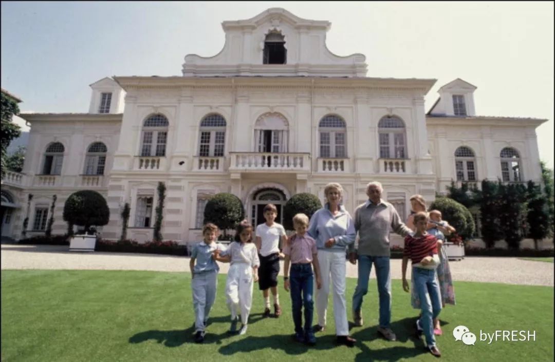 想成为一个富有的人,希望自己成为一个会赚钱的人