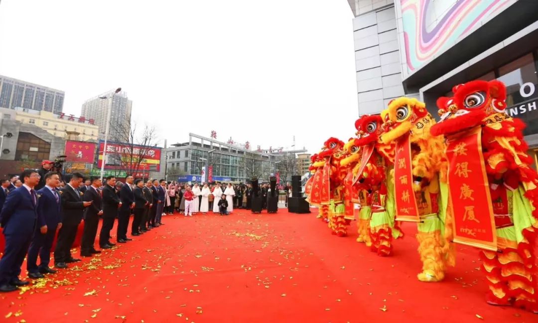 鞍山万象汇客流量 (华润鞍山万象汇商场视频)