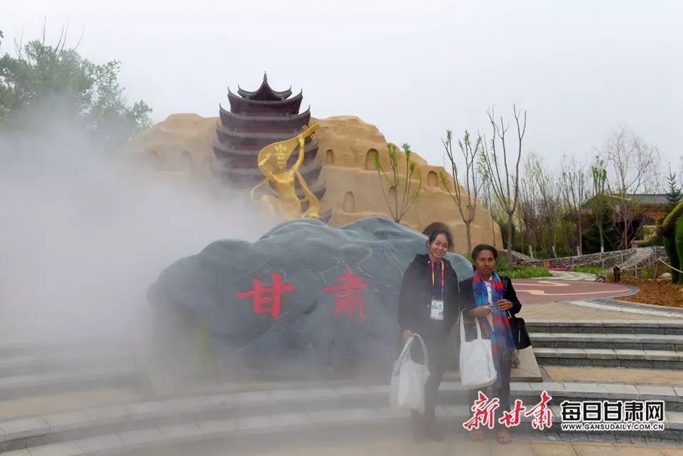 世园会甘肃园美丽的丝路画卷,飞天舞蹈表演甘肃