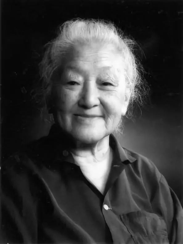 特朗普女儿生活私密照曝光，终于明白谁是贵族，谁是土豪