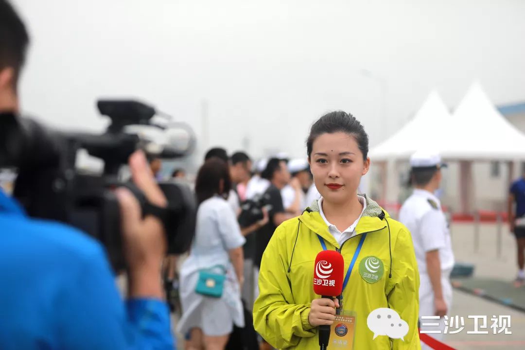 多图|“一二、一二……”拔河、举炮弹“蓝色突击-2019”中泰海军开展多样交流活动