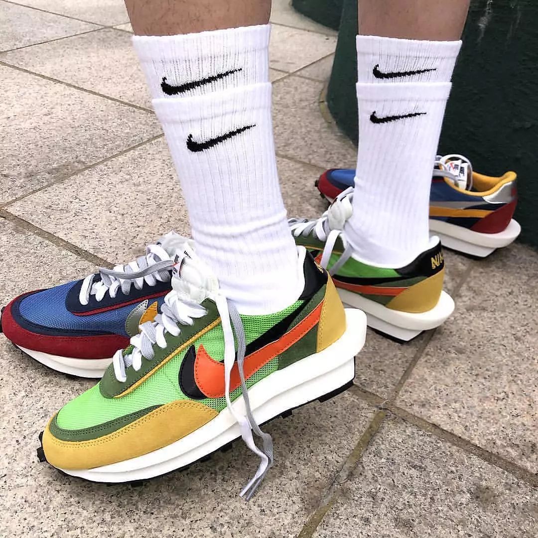 他们买鞋时，都被*绑捆**销售等营销方式坑过