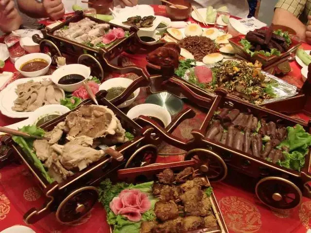 呼伦贝尔市美食攻略大全,呼伦贝尔各旗县的标志