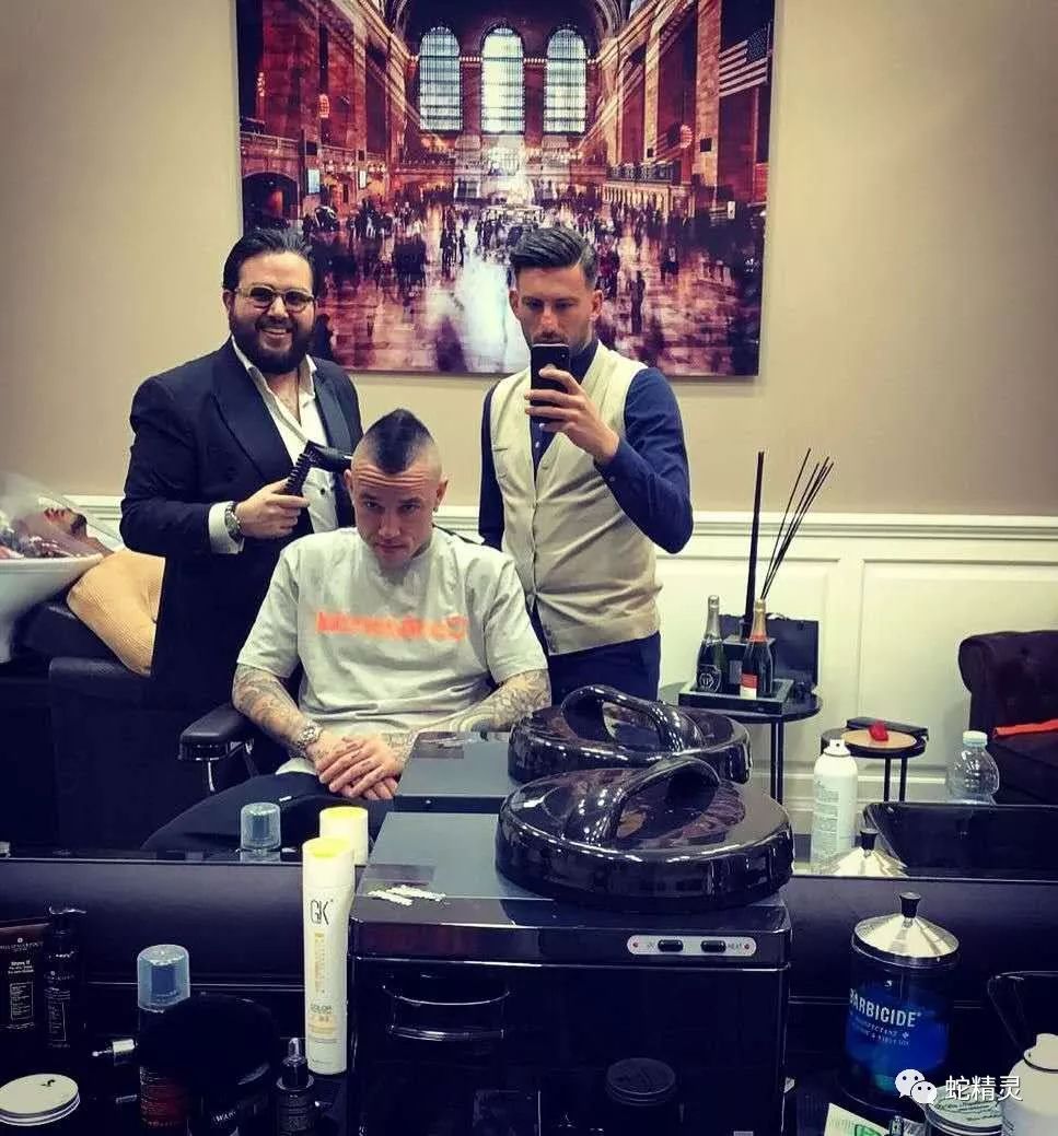 蓝黑简报5.3|除了感谢同行帮衬，还能怎样呢┓,´∀`┏