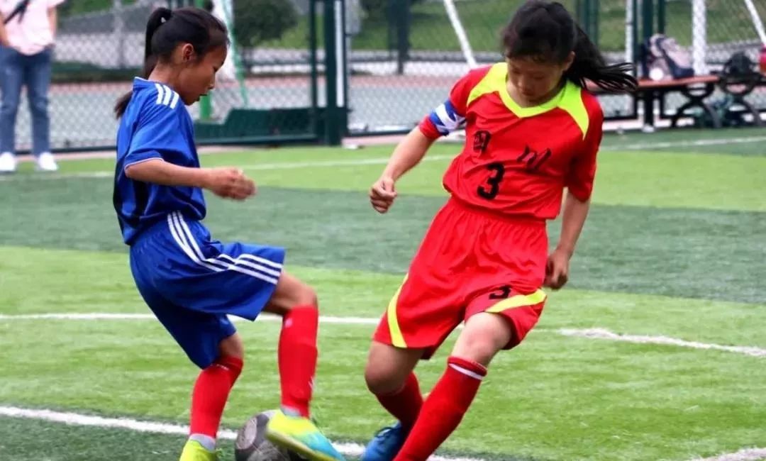 6连胜!达州18名女将中国足球发展基金会“菁英杯”夺冠