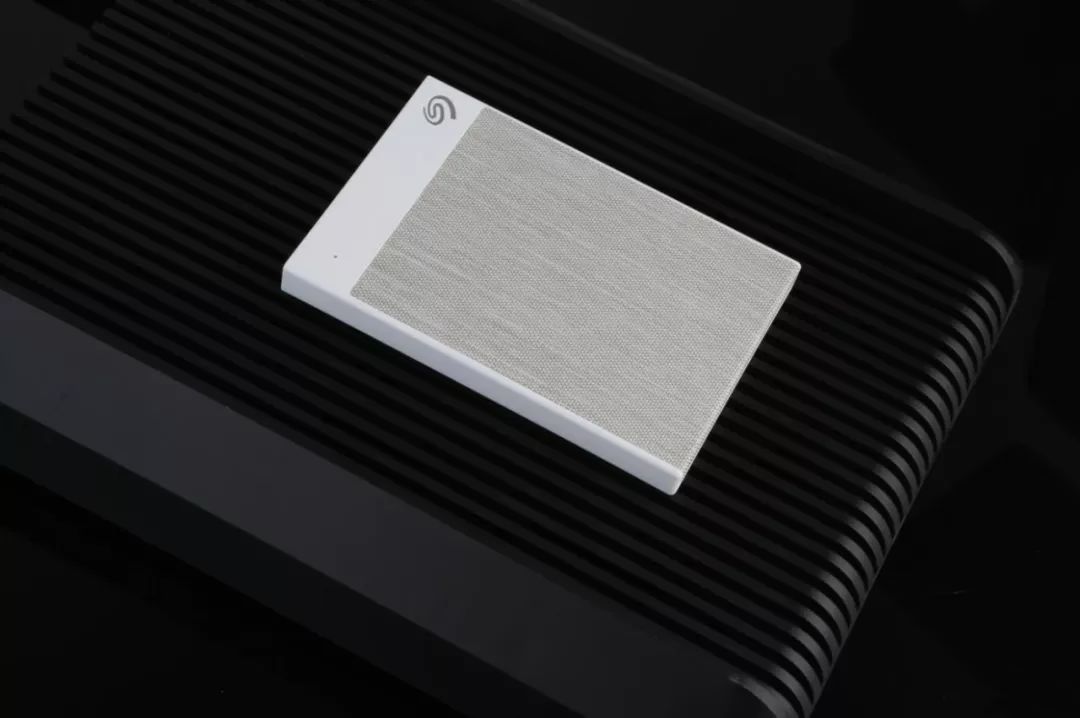 希捷backupplus4t移动硬盘,希捷backupplus1t移动硬盘