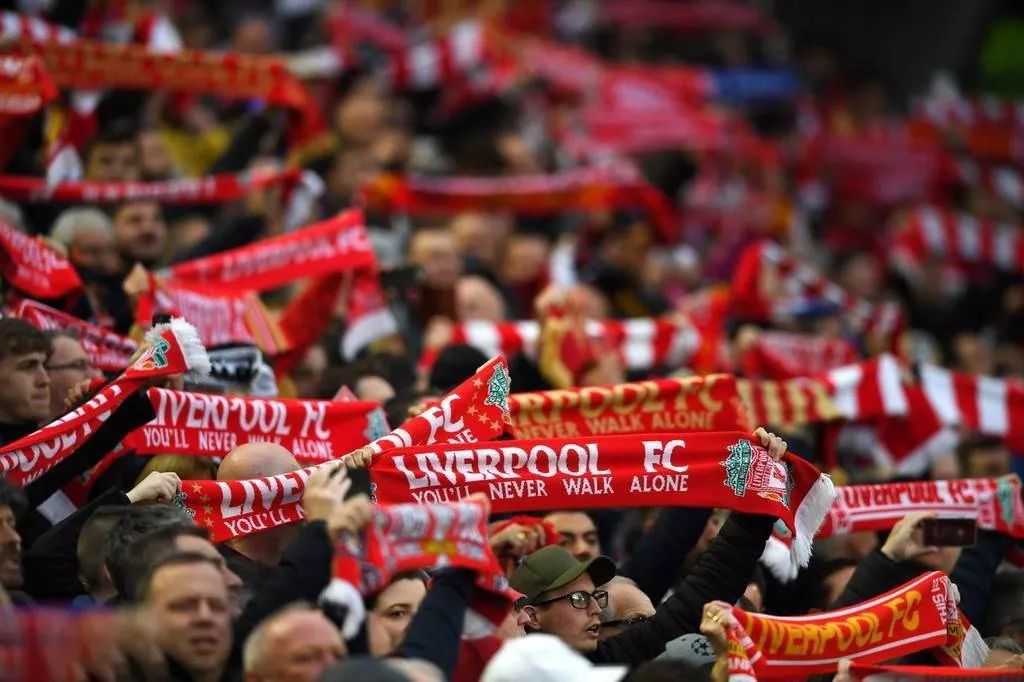 利物浦披头士故乡图片,利物浦30年追逐终于再次完成梦想