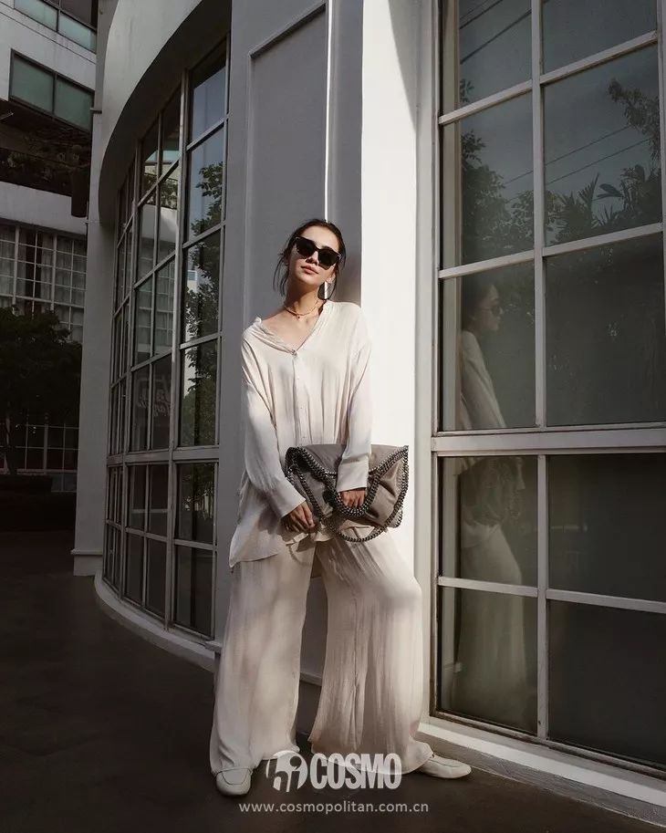 洪欣时尚穿搭,52岁洪欣日不落蔡依林