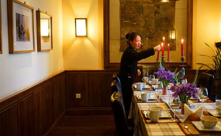 从丽江到茨中:菜场买恶魔果实、修道院酿酒士、高原油泼面……开启了无数的第一次|香格里拉环线(上)