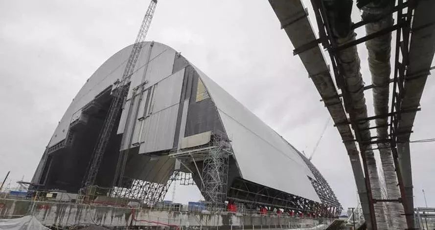 27万人患癌,20万人残障,“400颗原*弹子**”一夜爆炸的事故竟被拍出来了!