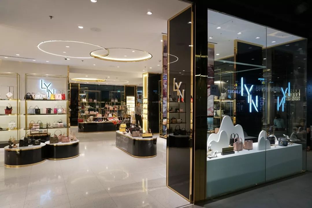 泰国曼谷值得买的衣服,泰国旅游购物潮牌推荐