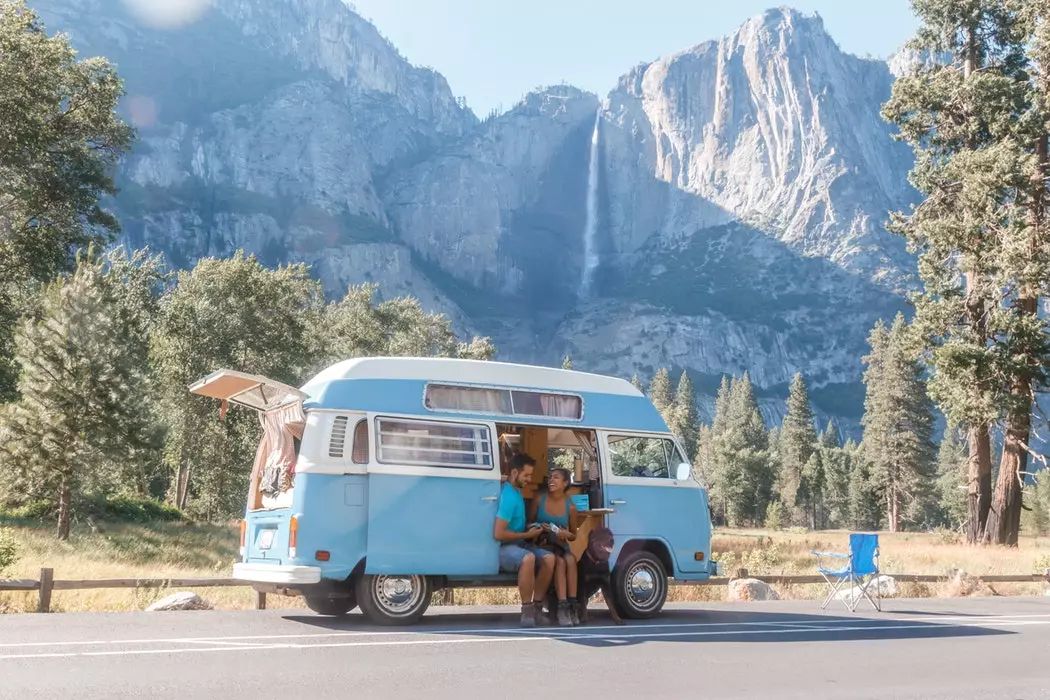 高情商女人饭桌敬酒说话技巧,听书高情商女人30种说话技巧