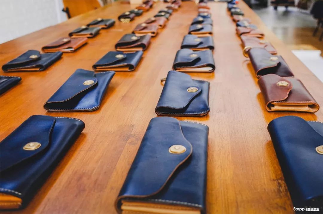 手工皮具匠人定制北京,手工皮具工作室设计