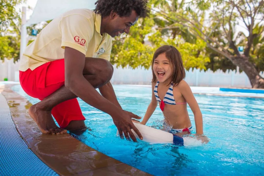 clubmed一日游,比clubmed还好的度假村