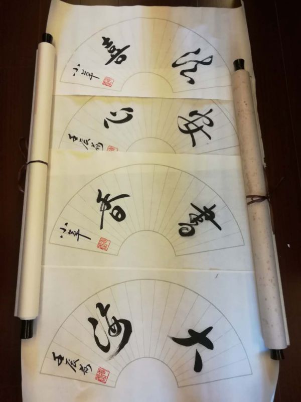 新老朋友一路的支持与陪伴,新老朋友结伴同行